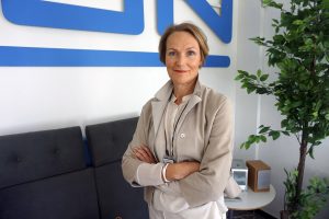 Muutosjohtaja Päivi Nurminen elää poikkeuksellisen jännittävää aikaa: milloin eduskunta näyttää vihreää valoa maakunta- ja sote-uudistuksen jatkolle. Nurminen avaa niin omiaan kuin 60 muun Pirkanmaan valmistelujoukon tuntemuksia Radio Sunin Päivän vieras -ohjelmassa keskiviikkona kello 9.30 lähtien. (Kuva: Matti Pulkkinen)