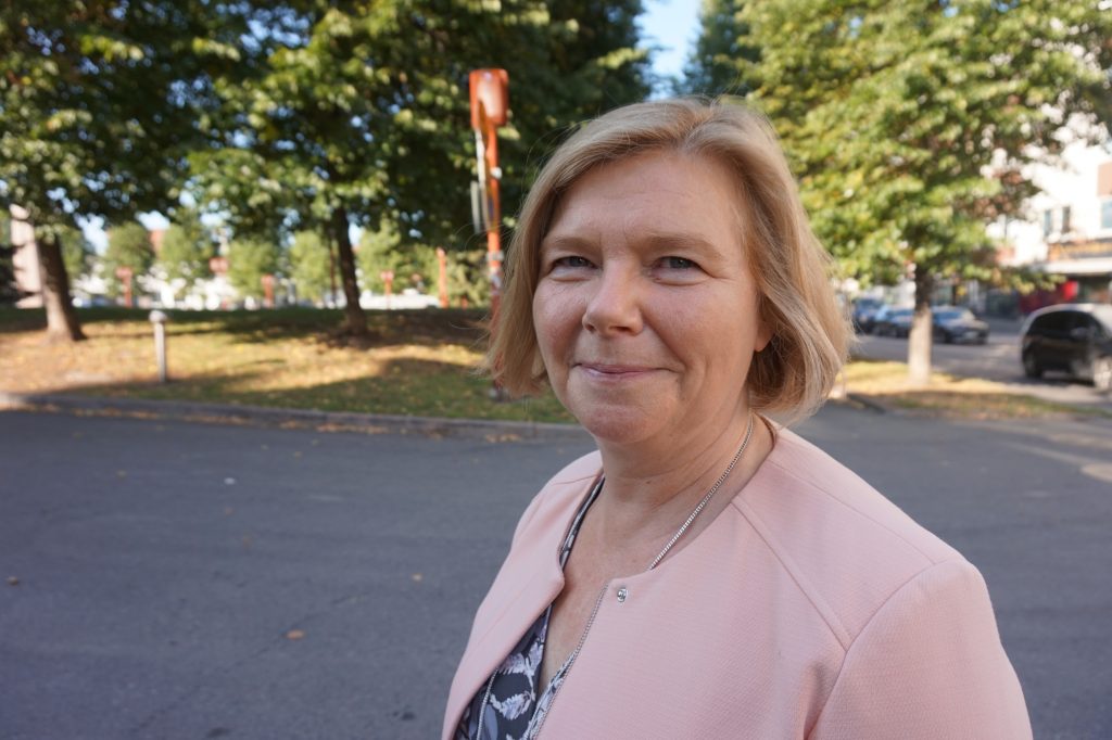 Uuden Tampereen yliopiston rehtori Mari Walls otti Pirkan päivänä vastaan Pirkanmaan palkinnon. (Kuva: Matti Pulkkinen)