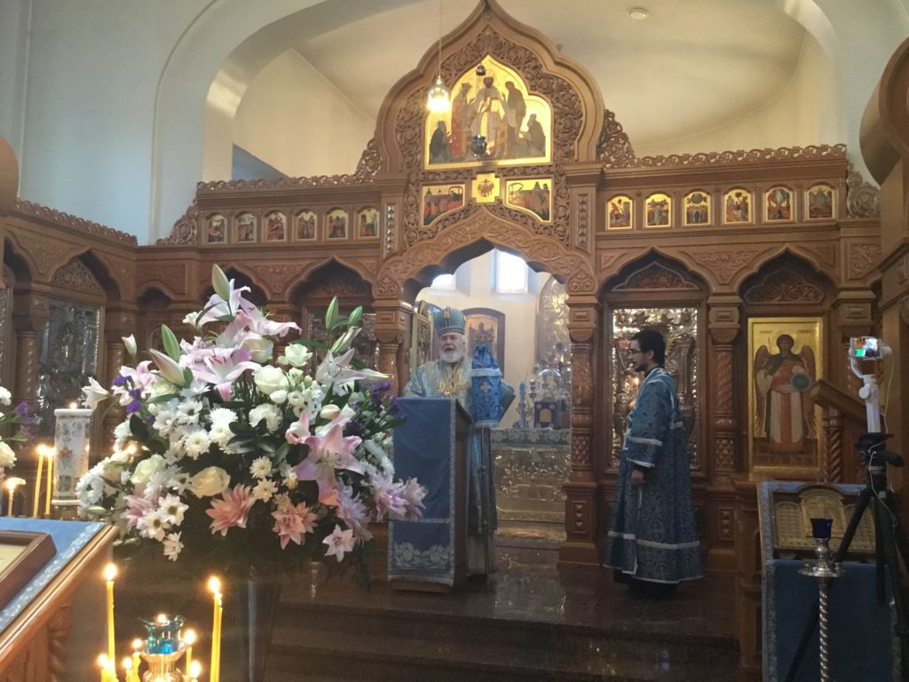 Helsingin ja koko Suomen arkkipiispa Leo piti sisällökkään oppipuheen sunnuntaina Valamon Kristuksen kirkastumisen luostarin pääkirkossa, jossa pidettiin juhlaliturgia sata vuotta sitten annetun asetuksen kunniaksi. Tuolla asetuksella silloinen Suomen senaatti turvasi Suomen ortodoksisen kirkon aseman ja tulevaisuuden. (Kuva: Hannu Oikarinen)