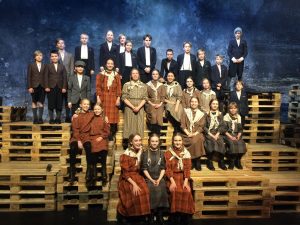 Vuonna 1893 valmistunut Hannu ja Kerttu -ooppera on säveltäjä Engelbert Humperdinckin mestariteos myöhäisromanttiselta ajalta. Nyt Tampere Filharmonia päätti syyskautensa tähän Saksassa joulutunnelmaa rakentavaan teokseen. Tampereen Oopperan lapsikuoro selviytyi urakastaan kiitettävästi.