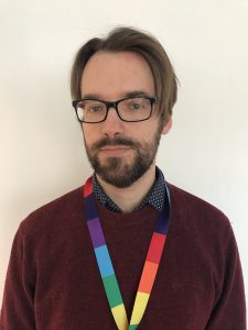 Pirkanmaan Vasemmistoliiton toiminnanjohtaja Aaron Kallinen pitää puolueensa kuntavaalitulosta kohtuullisena. Hän johdattaa joukkojaan jo kohti ensimmäisiä aluevaaleja. (Kuva: Pirkanmaan Vasemmistoliitto)