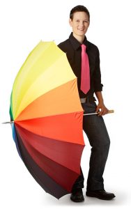 - Vauvojen ei tarvitse syntyä täydellisiin olosuhteisiin, Anna Moring muistuttaa. Hän puhuu tänä perjantaina kansallisessa vauvan päivän juhlassa. (Kuva: Heikki Tuuli)