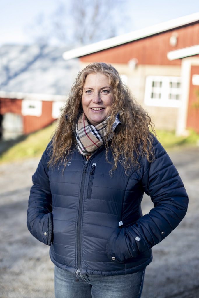 Perussuomalaiset muodostavat suurimman ryhmän Ylöjärven kaupunginvaltuustossa. Sitä johtava Inga-Mari Lehti odottaa, että kokoomus pitää sanansa. Hänen mukaansa Ojares nauttii sataprosenttista luottamusta perussuomalaisten keskuudessa. (Kuva: Rami Marjamäki) 